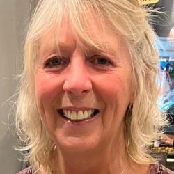 Philippa cropped